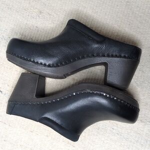 Dansko Sammy Leather Clogs